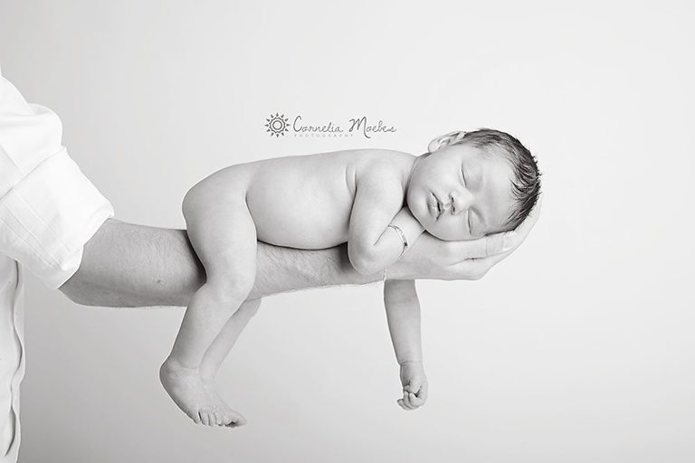 Neugeborenenfotografie-Babyfotografie-Babyfotos-Neugeborenenfotos-newborn photography-Fotoshooting-Fotografie Zug Zürich Luzern-Cornelia Moebes Photography-K23