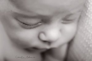 Neugeborenenfotografie Neugeborenenbilder newborn shooting Babyfotografie Neugeborene Cornelia Moebes Photografie Zug Zürich Luzern Aargau Schwyz