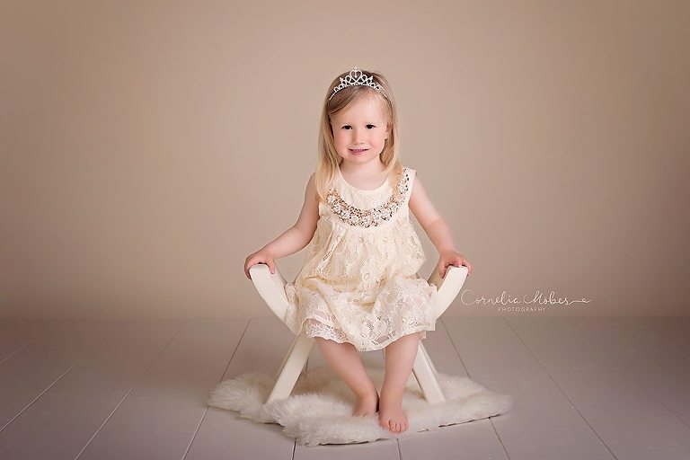 Familienshooting Familienfotos Kinderfotografie Babyfotografie Babyfotograf Kinder Portrait Cornelia Moebes Photography Zug Zürich Luzern Schwyz Aargau