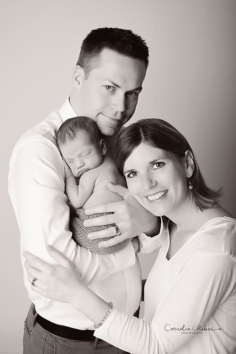 Neugeborenenfotografie Babyfotografie Babyfotografin Zug Zürich Luzern Schwyz Aargau newborn shooting baby portraiture Neugeborenenfotos Cornelia Moebes Photography