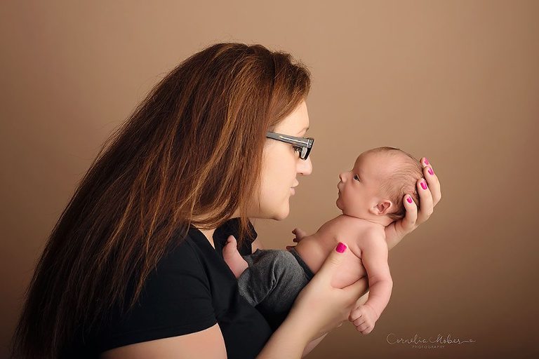 Neugeborenenfotografie Babyfotografie Babyfotografin Zug Zürich Luzern Schwyz Aargau newborn shooting baby portraiture Neugeborenenfotos Cornelia Moebes Photography