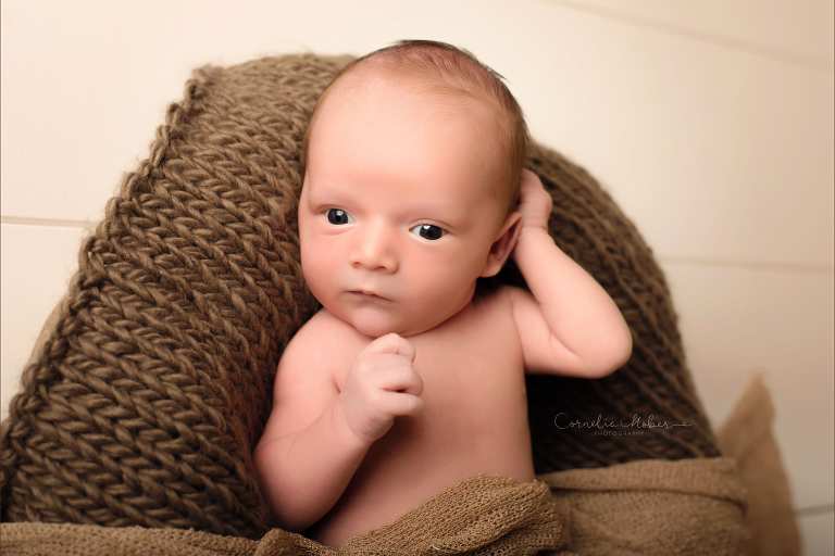 Neugeborenenfotografie Babyfotografie Babyfotografin Zug Zürich Luzern Schwyz Aargau newborn shooting baby portraiture Neugeborenenfotos Cornelia Moebes Photography