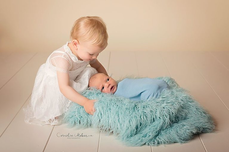 Neugeborenenfotos Neugeborenenfotografie Babyfotos Babyfotografie Newborn Shooting Baby Photographer Babyfotograf Zug Zürich Aargau Schwyz Luzern Cornelia Moebes Photography