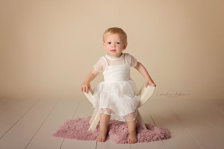 Neugeborenenfotos Neugeborenenfotografie Babyfotos Babyfotografie Newborn Shooting Baby Photographer Babyfotograf Zug Zürich Aargau Schwyz Luzern Cornelia Moebes Photography