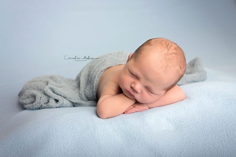 Neugeborenenfotos Neugeborenenfotografie Babyfotos Babyfotografie Newborn Shooting Baby Photographer Babyfotograf Zug Zürich Aargau Schwyz Luzern Cornelia Moebes Photography