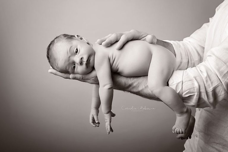 Neugeborenenshooting Neugeborenenfotografie Neugeborenenfotos newborn shooting Babyfotografie Babyfotos baby photographer Babyfotograf Zug Zürich Luzern Aargau Schwyz Cornelia Moebes Photogrphy