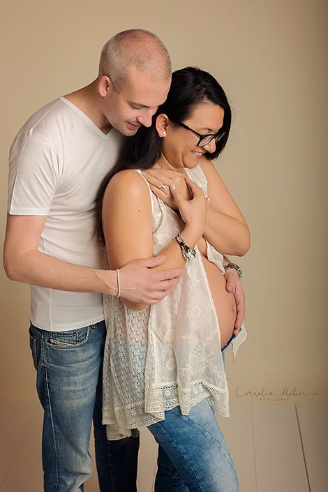 Schwangerschaftsshooting Schwangerschaftsfotografie Babybauchshooting maternity photography pregnancy newborn shooting Neugeborenenfotografie Babyfotografie Babyfotos Cornelia Moebes Photography