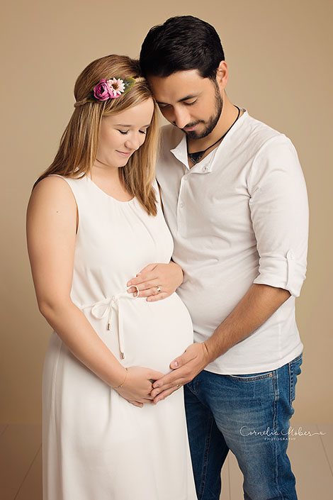 Schwangerschaftsfotografie, Schwangerschaftsfotografie Zug, Schwangerschaftsfotografie Zürich, Schwangerschaftsfotografie Luzern, Schwangerschaftsfotografie Aargau, Schwangerschaftsfotografie Schwyz, Schwangerschaftsfotografie Schweiz Schwangerschaftsfotos, Babybauch Shooting, Maternity Photographer,