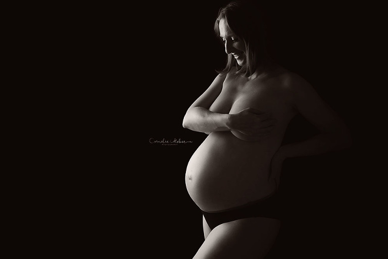 Schwangerschaftsfotografie Babybauchshooting Schwangerschaftsshooting Neugeborenenfotos newbornshooting Babyfotografie Cornelia Moebes Fotografie