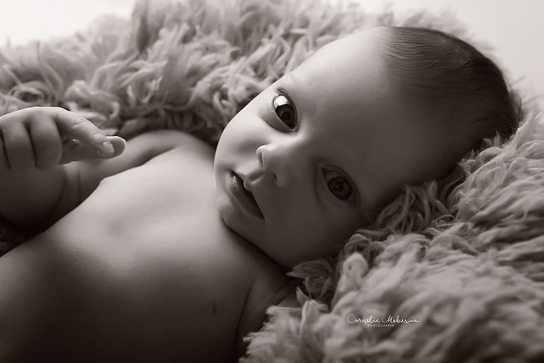 Neugeborenenfotografie newbornshooting Babyfotografie Neugeborenenshooting Babyfotograf Cornelia Moebes Photography