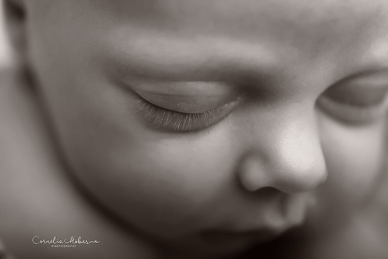 Neugeborenenfotografie newbornshooting Babyfotografie Neugeborenenshooting Babyfotograf Cornelia Moebes Photography