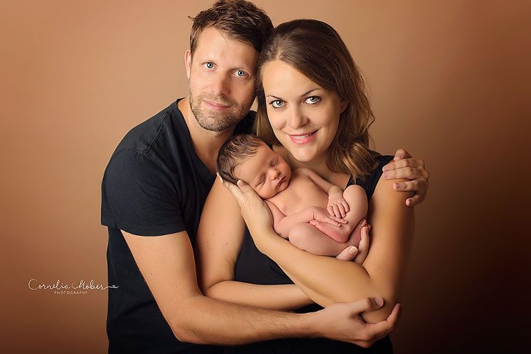 Neugeborenenbilder Neugeborenenshooting Neugeborenenfotografie newbornphotography newborn shooting Babyfotografie Babyfotograf Zug Zürich Luzern Aargau Schwyz Cornelia Moebes Photography