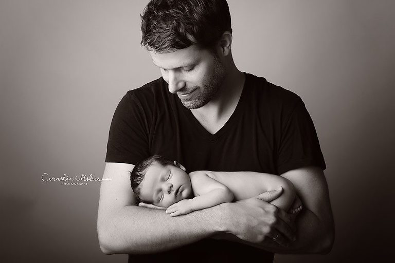 Neugeborenenbilder Neugeborenenshooting Neugeborenenfotografie newbornphotography newborn shooting Babyfotografie Babyfotograf Zug Zürich Luzern Aargau Schwyz Cornelia Moebes Photography