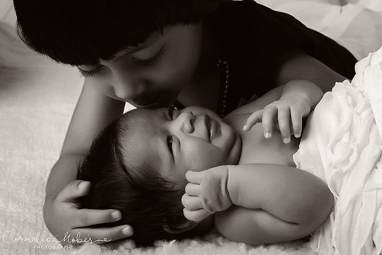 Neugeborenenshooting Neugeborenenfotos Neugeborenenfotografie NewbornShooting Newborn Babyfotografie Baby Photographer Cornelia Moebes Photography