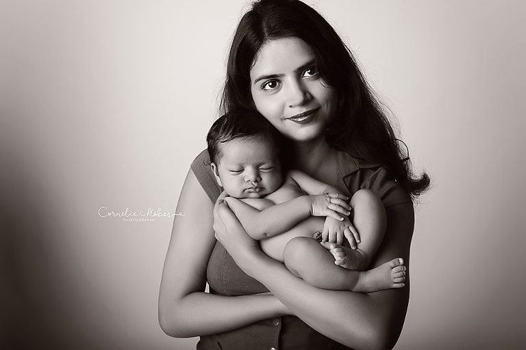 Neugeborenenshooting Neugeborenenfotos Neugeborenenfotografie NewbornShooting Newborn Babyfotografie Baby Photographer Cornelia Moebes Photography