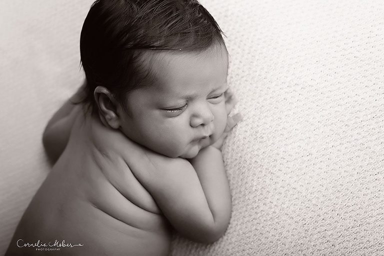 Neugeborenenshooting Neugeborenenfotos Neugeborenenfotografie NewbornShooting Newborn Babyfotografie Baby Photographer Cornelia Moebes Photography