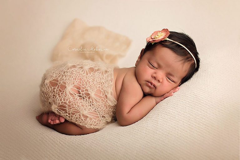 Neugeborenenshooting Neugeborenenfotos Neugeborenenfotografie NewbornShooting Newborn Babyfotografie Baby Photographer Cornelia Moebes Photography