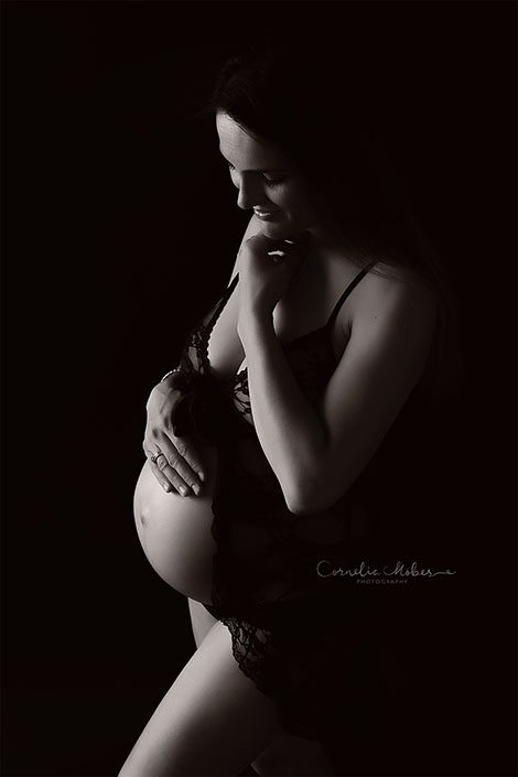 Schwangerschaftsfotografie Babybauchshooting Schwangerschaftsshooting Neugeborenenfotos newbornshooting Babyfotografie Cornelia Moebes Fotografie