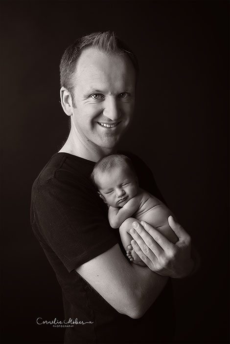 Neugeborenenbilder Neugeborenenshooting Neugeborenenfotografie newbornphotography newborn shooting Babyfotografie Babyfotograf Zug Zürich Luzern Aargau Schwyz Cornelia Moebes Photography