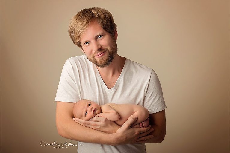 Neugeborenenbilder Neugeborenenshooting Neugeborenenfotografie newbornphotography newborn shooting Babyfotografie Babyfotograf Zug Zürich Luzern Aargau Schwyz Cornelia Moebes Photography