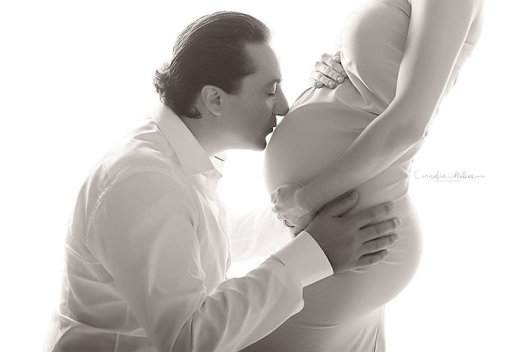 Schwangerschaftsfotografie Babybauchshooting Schwangerschaftsshooting Neugeborenenfotos newbornshooting Babyfotografie Cornelia Moebes Fotografie