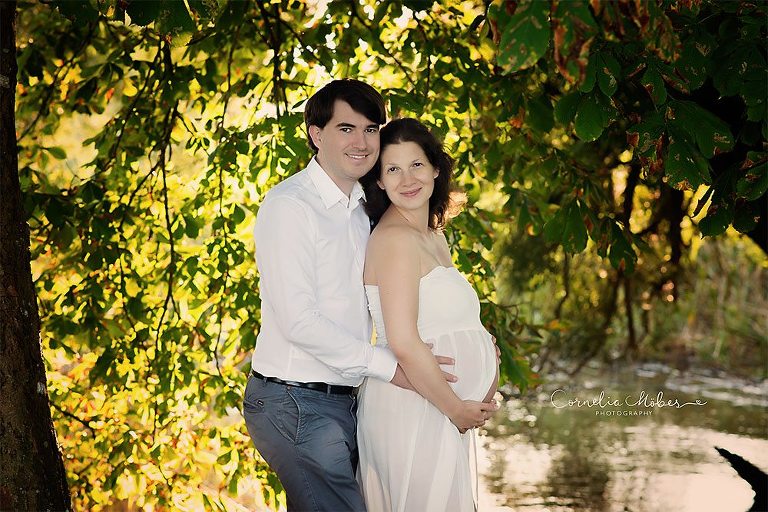 Schwangerschaftsfotografie Babybauchshooting Schwangerschaftsshooting Neugeborenenfotos newbornshooting Babyfotografie Cornelia Moebes Fotografie