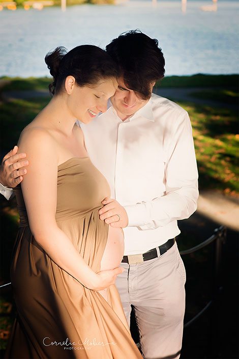 Schwangerschaftsfotografie Babybauchshooting Schwangerschaftsshooting Neugeborenenfotos newbornshooting Babyfotografie Cornelia Moebes Fotografie