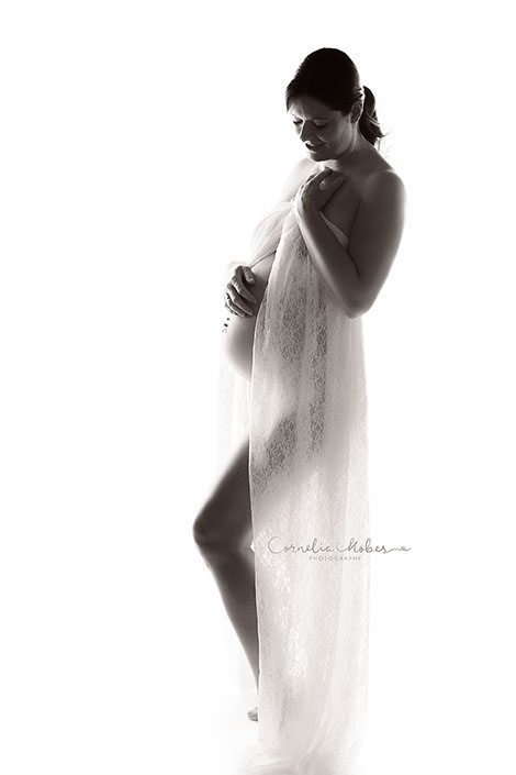 Schwangerschaftsfotografie Babybauchshooting Schwangerschaftsshooting Neugeborenenfotos newbornshooting Babyfotografie Cornelia Moebes Fotografie