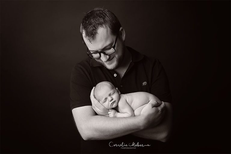 Neugeborenenbilder Neugeborenenshooting Neugeborenenfotografie newbornphotography newborn shooting Babyfotografie Babyfotograf Zug Zürich Luzern Aargau Schwyz Cornelia Moebes Photography