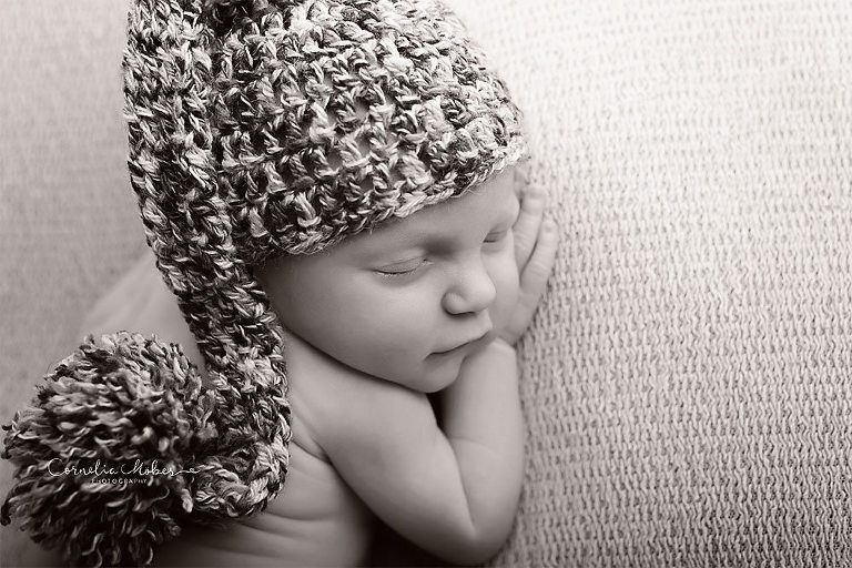 Neugeborenenbilder Neugeborenenshooting Neugeborenenfotografie newbornphotography newborn shooting Babyfotografie Babyfotograf Zug Zürich Luzern Aargau Schwyz Cornelia Moebes Photography