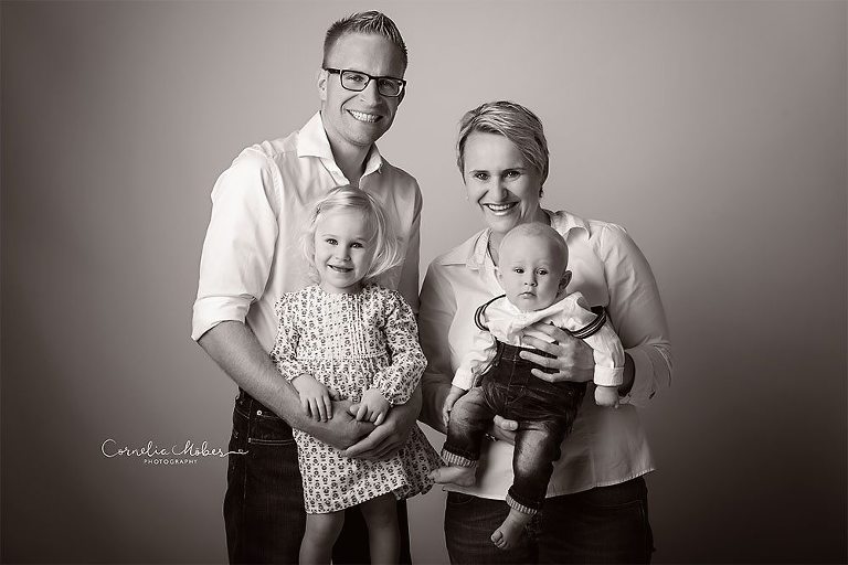 Babyfotos Babyfotografie Babyshooting Babyphotographer Familie Familienshooting Familienfotograf family photography Kinderfotos child portraits Cornelia Moebes Photography Zug Zürich Luzern Aargau Schwyz