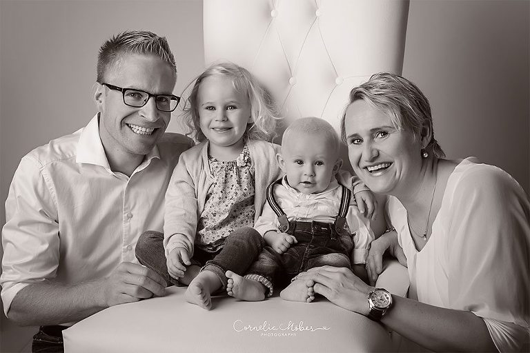 Babyfotos Babyfotografie Babyshooting Babyphotographer Familie Familienshooting Familienfotograf family photography Kinderfotos child portraits Cornelia Moebes Photography Zug Zürich Luzern Aargau Schwyz