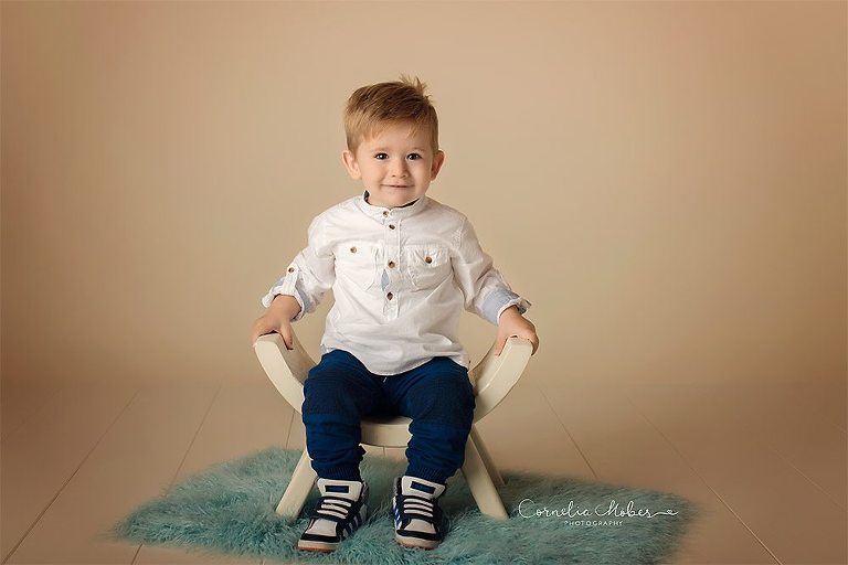 Neugeborenenbilder Neugeborenenshooting Neugeborenenfotografie newbornphotography newborn shooting Babyfotografie Babyfotograf Zug Zürich Luzern Aargau Schwyz Cornelia Moebes Photography