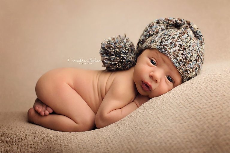 Neugeborenenbilder Neugeborenenshooting Neugeborenenfotografie newbornphotography newborn shooting Babyfotografie Babyfotograf Zug Zürich Luzern Aargau Schwyz Cornelia Moebes Photography