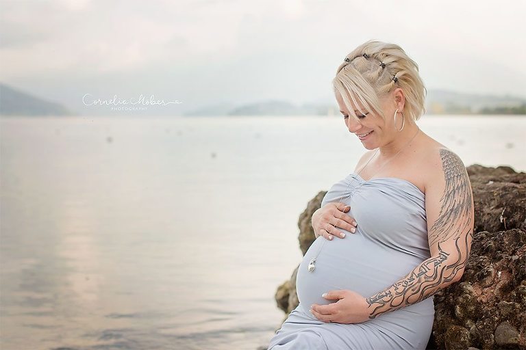 Schwangerschaftsfotos-Schwangerschaftsshooting Schwangerschaftsfotografie Babybauch Shooting maternity photographer Mutterschaft Babyfotograf Babyshooting newbornshooting Neugeborenenfotografie Cornelia Moebes Photography Schweiz Zuerich Luzern Zug Aargau Schwyz