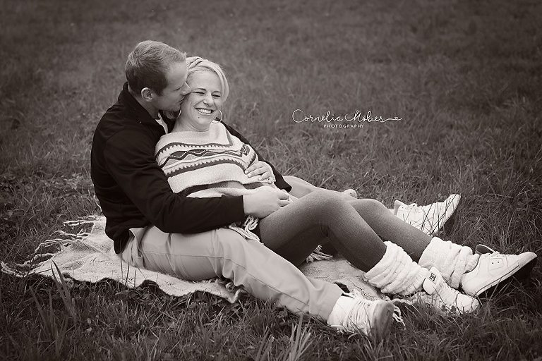 Schwangerschaftsfotos-Schwangerschaftsshooting Schwangerschaftsfotografie Babybauch Shooting maternity photographer Mutterschaft Babyfotograf Babyshooting newbornshooting Neugeborenenfotografie Cornelia Moebes Photography Schweiz Zuerich Luzern Zug Aargau Schwyz