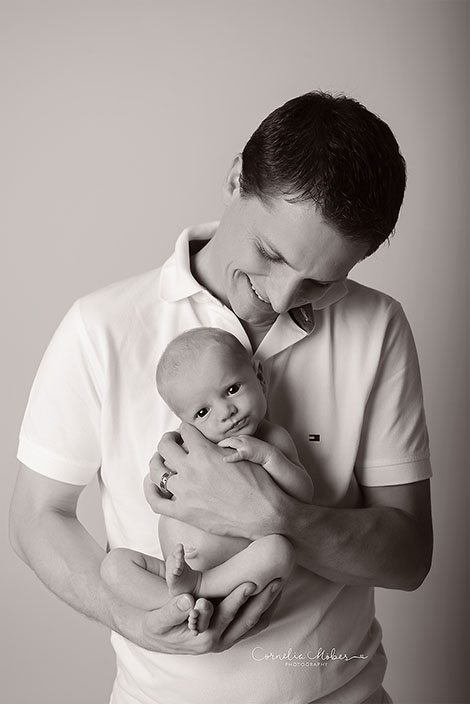 Neugeborenenbilder Neugeborenenshooting Neugeborenenfotografie newbornphotography newborn shooting Babyfotografie Babyfotograf Zug Zürich Luzern Aargau Schwyz Cornelia Moebes Photography