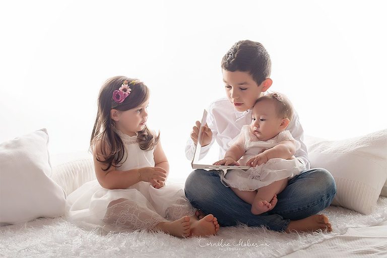 Babyshooting Babyfotografie Babyfotograf Zug Zürich Luzern Aargau Schwyz Familie Familienfotos Cornelia Moebes Photography