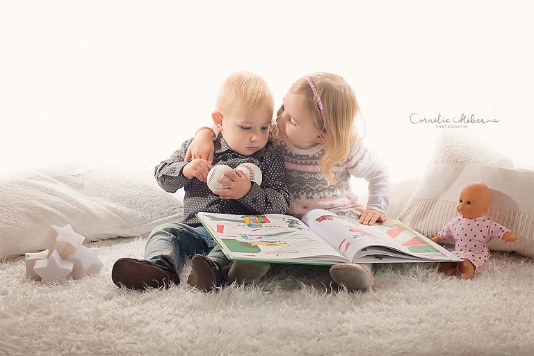 Weihnachtsshooting Portrait Photographer Familienfotos Familienshooting Kinderportraits Kinderfotograf Zug Zuerich Luzern Cornelia Moebes Photography