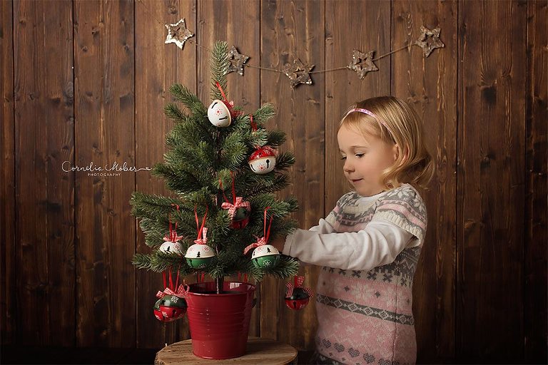 Weihnachtsshooting Portrait Photographer Familienfotos Familienshooting Kinderportraits Kinderfotograf Zug Zuerich Luzern Cornelia Moebes Photography