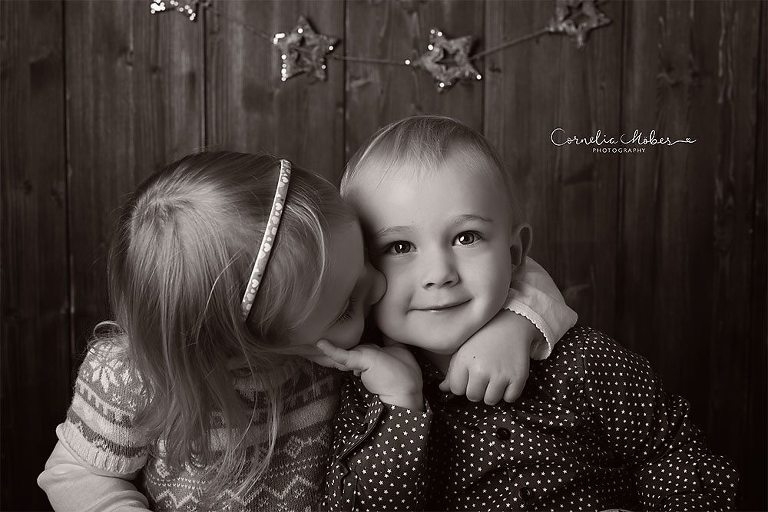 Weihnachtsshooting Portrait Photographer Familienfotos Familienshooting Kinderportraits Kinderfotograf Zug Zuerich Luzern Cornelia Moebes Photography