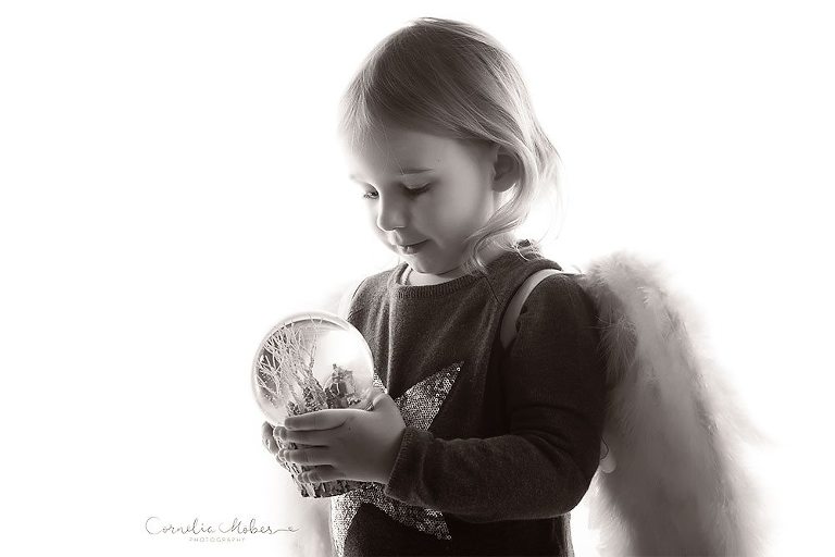 Weihnachtsshooting Portrait Photographer Familienfotos Familienshooting Kinderportraits Kinderfotograf Zug Zuerich Luzern Cornelia Moebes Photography