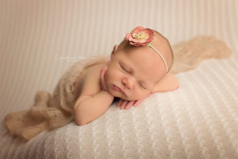 Neugeborene, Neugeborenenfotos, Neugeborenenfotografie, Neugeborenenfotografie Zug, Neugeborenenfotografie Zürich, Neugeborenenfotografie Luzern, Neugeborenenfotografie Aargau, Neugeborenenfotografie Schwyz, Neugeborenenfotografie Schweiz, Newbornshooting, Newborn Photographer, Newborn Photography,   Babyfotografie, Babyfotos, Baby Photographer, Baby Fotoshooting, Babyfotografie Zug, Babyfotografie Zürich, Babyfotografie Luzern, Babyfotografie Aargau, Babyfotografie Schwyz, Babyfotografie Schweiz, Portrait Photographer, Portrait Fotograf, Kinder Portrait, Familienportrait, Fotograf Zug, Fotograf Zuerich, Fotograf Luzern, Fotograf Schweiz