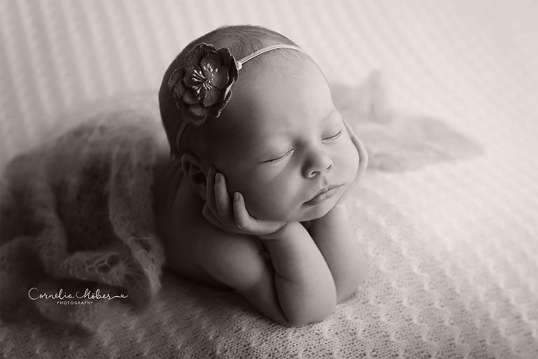 Neugeborene, Neugeborenenfotos, Neugeborenenfotografie, Neugeborenenfotografie Zug, Neugeborenenfotografie Zürich, Neugeborenenfotografie Luzern, Neugeborenenfotografie Aargau, Neugeborenenfotografie Schwyz, Neugeborenenfotografie Schweiz, Newbornshooting, Newborn Photographer, Newborn Photography,   Babyfotografie, Babyfotos, Baby Photographer, Baby Fotoshooting, Babyfotografie Zug, Babyfotografie Zürich, Babyfotografie Luzern, Babyfotografie Aargau, Babyfotografie Schwyz, Babyfotografie Schweiz, Portrait Photographer, Portrait Fotograf, Kinder Portrait, Familienportrait, Fotograf Zug, Fotograf Zuerich, Fotograf Luzern, Fotograf Schweiz