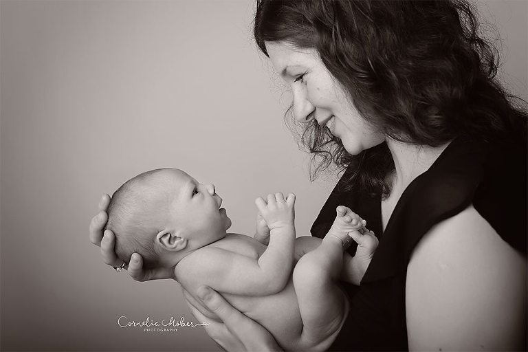 Neugeborene, Neugeborenenfotos, Neugeborenenfotografie, Neugeborenenfotografie Zug, Neugeborenenfotografie Zürich, Neugeborenenfotografie Luzern, Neugeborenenfotografie Aargau, Neugeborenenfotografie Schwyz, Neugeborenenfotografie Schweiz, Newbornshooting, Newborn Photographer, Newborn Photography,   Babyfotografie, Babyfotos, Baby Photographer, Baby Fotoshooting, Babyfotografie Zug, Babyfotografie Zürich, Babyfotografie Luzern, Babyfotografie Aargau, Babyfotografie Schwyz, Babyfotografie Schweiz, Portrait Photographer, Portrait Fotograf, Kinder Portrait, Familienportrait, Fotograf Zug, Fotograf Zuerich, Fotograf Luzern, Fotograf Schweiz