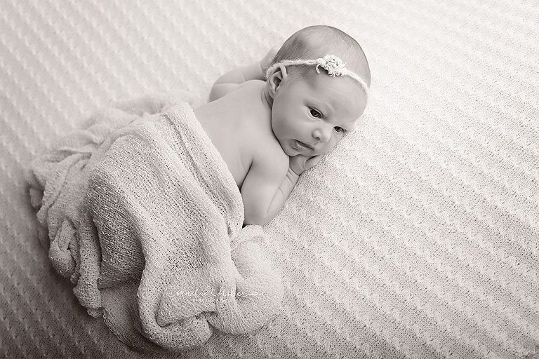 Neugeborene, Neugeborenenfotos, Neugeborenenfotografie, Neugeborenenfotografie Zug, Neugeborenenfotografie Zürich, Neugeborenenfotografie Luzern, Neugeborenenfotografie Aargau, Neugeborenenfotografie Schwyz, Neugeborenenfotografie Schweiz, Newbornshooting, Newborn Photographer, Newborn Photography,   Babyfotografie, Babyfotos, Baby Photographer, Baby Fotoshooting, Babyfotografie Zug, Babyfotografie Zürich, Babyfotografie Luzern, Babyfotografie Aargau, Babyfotografie Schwyz, Babyfotografie Schweiz, Portrait Photographer, Portrait Fotograf, Kinder Portrait, Familienportrait, Fotograf Zug, Fotograf Zuerich, Fotograf Luzern, Fotograf Schweiz
