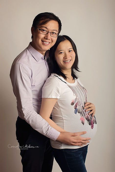 Schwangerschaftsfotos-Schwangerschaftsshooting Schwangerschaftsfotografie Babybauch Shooting maternity photographer Mutterschaft Babyfotograf Babyshooting newbornshooting Neugeborenenfotografie Cornelia Moebes Photography Schweiz Zuerich Luzern Zug Aargau Schwyz