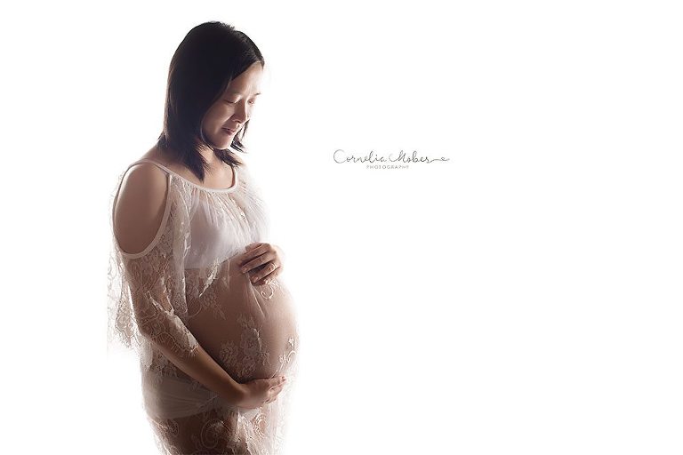 Schwangerschaftsfotos-Schwangerschaftsshooting Schwangerschaftsfotografie Babybauch Shooting maternity photographer Mutterschaft Babyfotograf Babyshooting newbornshooting Neugeborenenfotografie Cornelia Moebes Photography Schweiz Zuerich Luzern Zug Aargau Schwyz