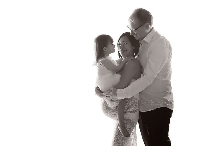 Schwangerschaftsfotos-Schwangerschaftsshooting Schwangerschaftsfotografie Babybauch Shooting maternity photographer Mutterschaft Babyfotograf Babyshooting newbornshooting Neugeborenenfotografie Cornelia Moebes Photography Schweiz Zuerich Luzern Zug Aargau Schwyz