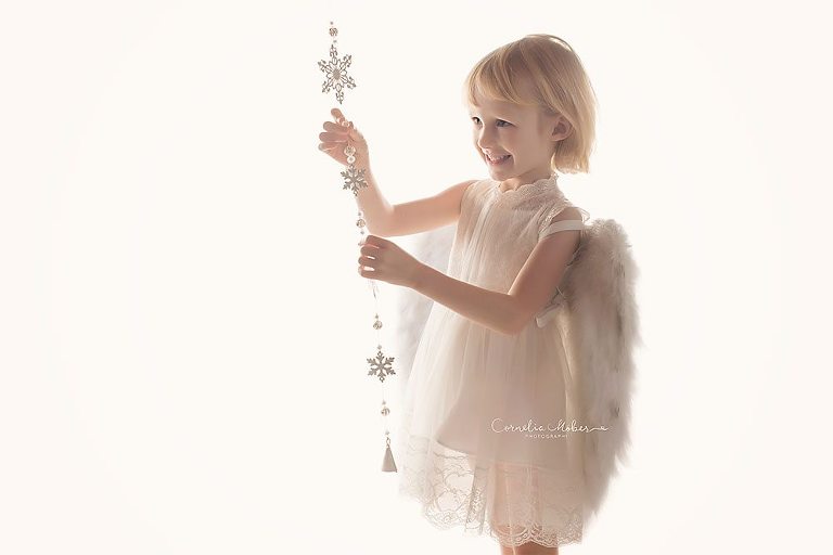 Weihnachtsshooting Christmas Minis Adventszeit Familienfotos Kinderportraits Weihnachtsportraits child portraits family photographer Cornelia Moebes Photography